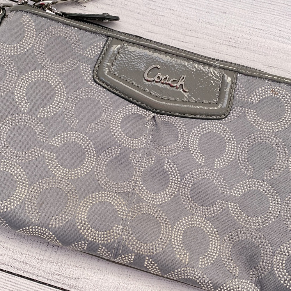 Authentic Coach Wristlet! - Picture 3 of 9